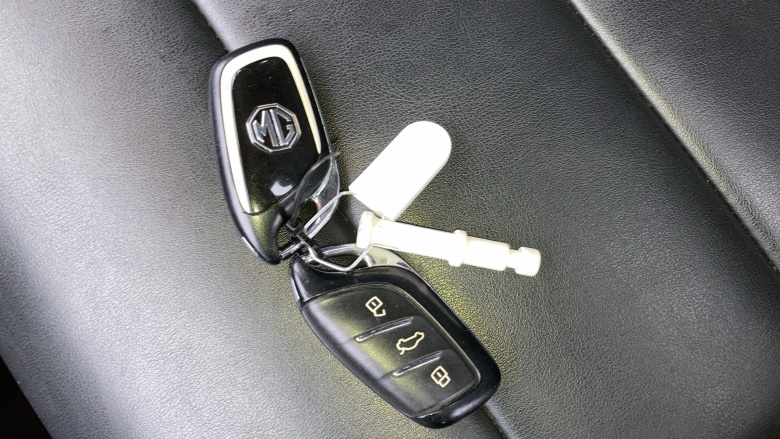 MG Hs 1.5 T-GDI Excite 5dr DCT Petrol Hatchback